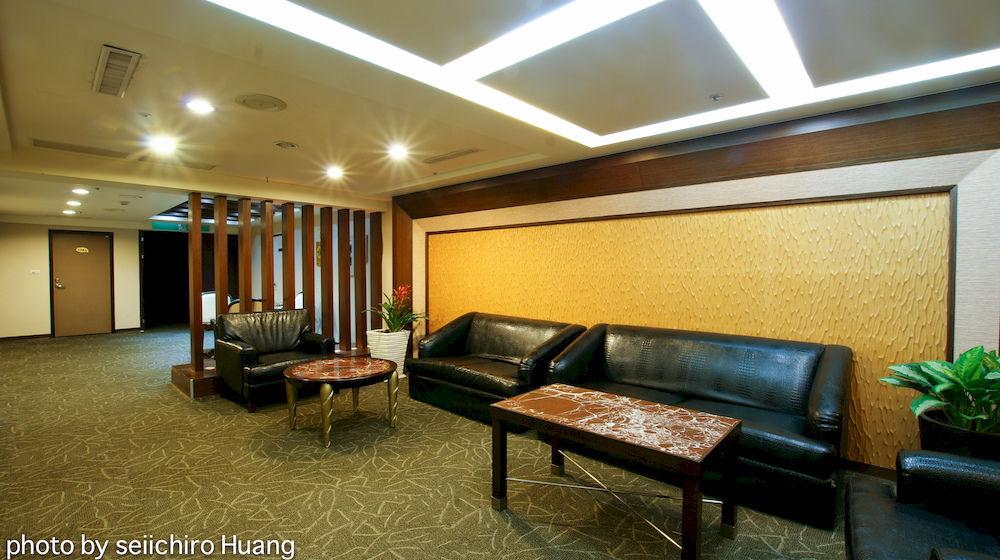 Lincoln Hotel Tainan Exterior photo