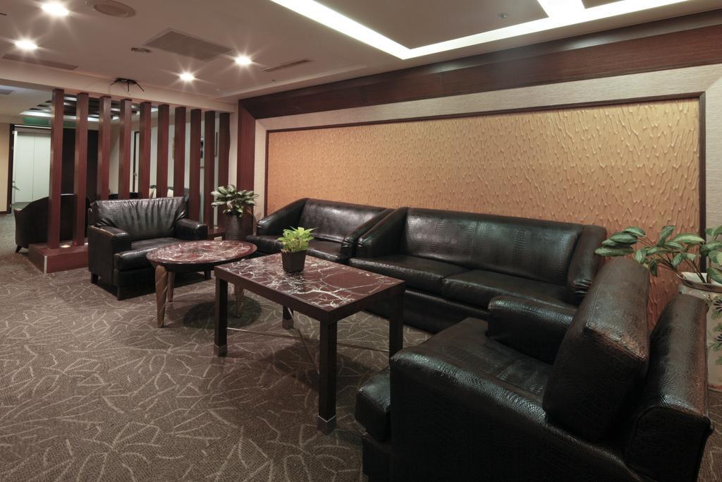 Lincoln Hotel Tainan Exterior photo