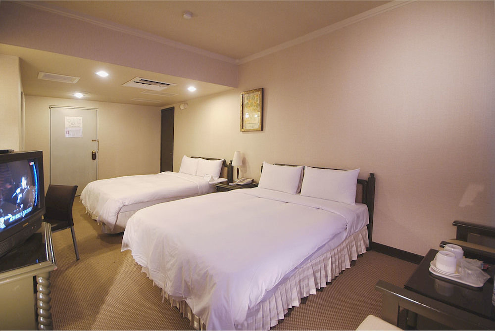 Lincoln Hotel Tainan Exterior photo